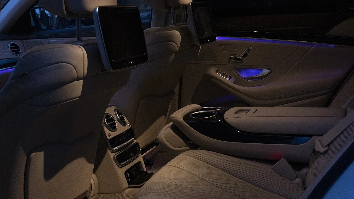 Mercedes-Benz S 400 sisätila